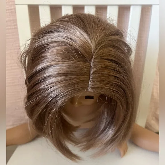 American Girl Doll 2011 with Brown Hair & Blue Eyes TM #39? - Picture 12 of 12